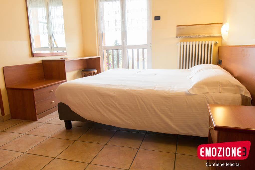 Albergo Moderno & Spa Fuipiano Valle Imagna Exteriör bild
