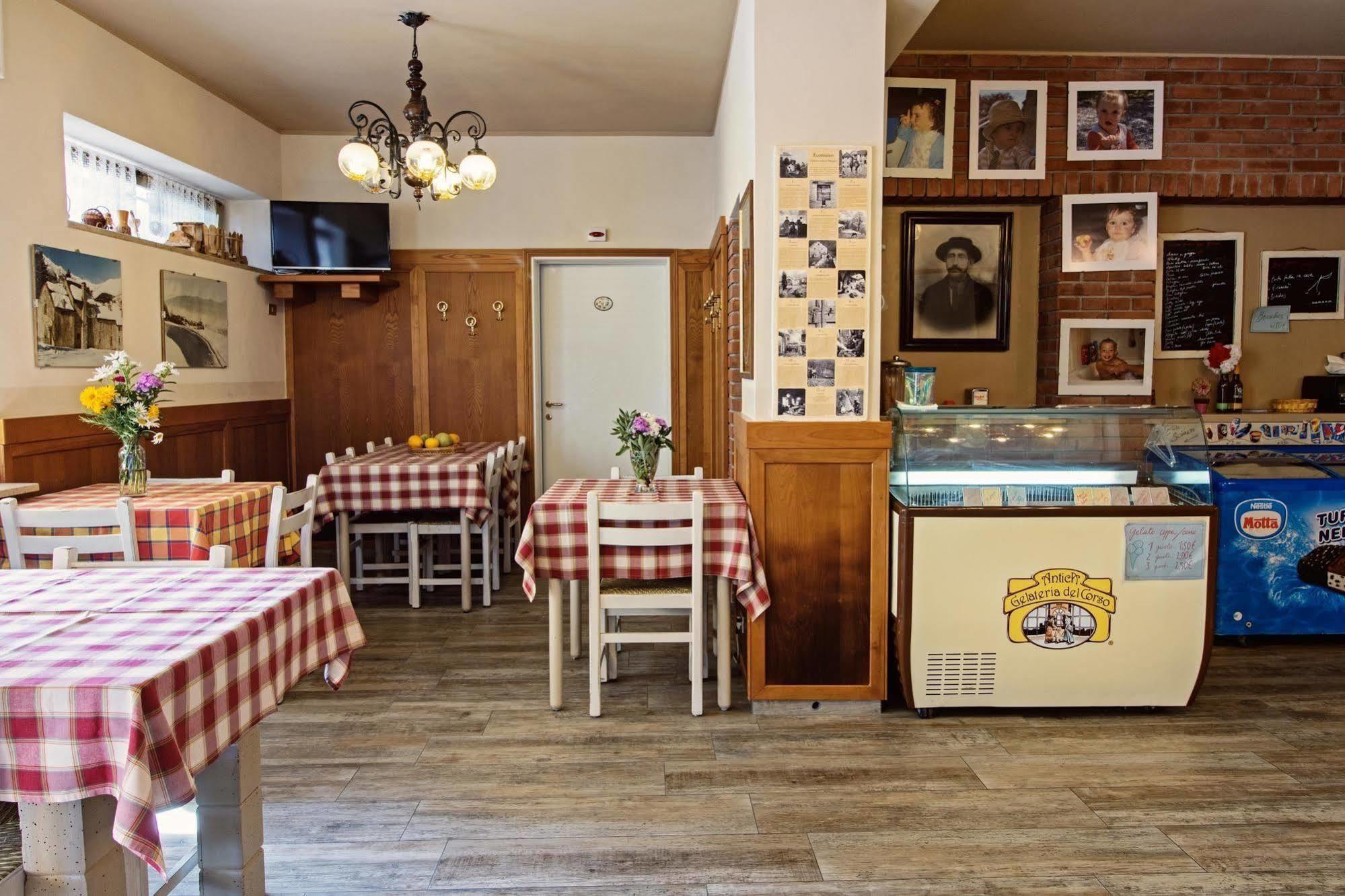Albergo Moderno & Spa Fuipiano Valle Imagna Exteriör bild